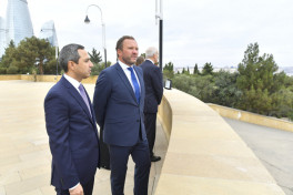 Estonian Foreign Minister visited Alley of Martyrs
