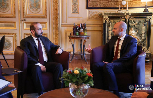 Armenian, French Foreign Ministers discuss implementation of Washington agreements