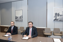 Azerbaijani FM Jeyhun Bayramov received OTS Secretary General Kubanychbek Omuraliev