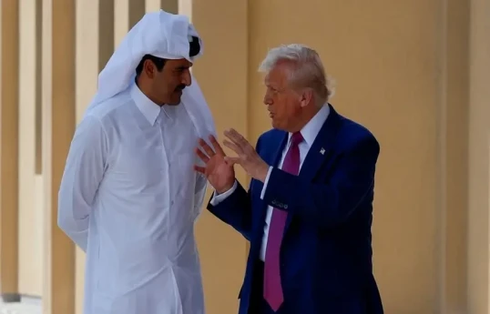 Qatar’s Emir and prime minister on Air Force One  and US President Donald Trump