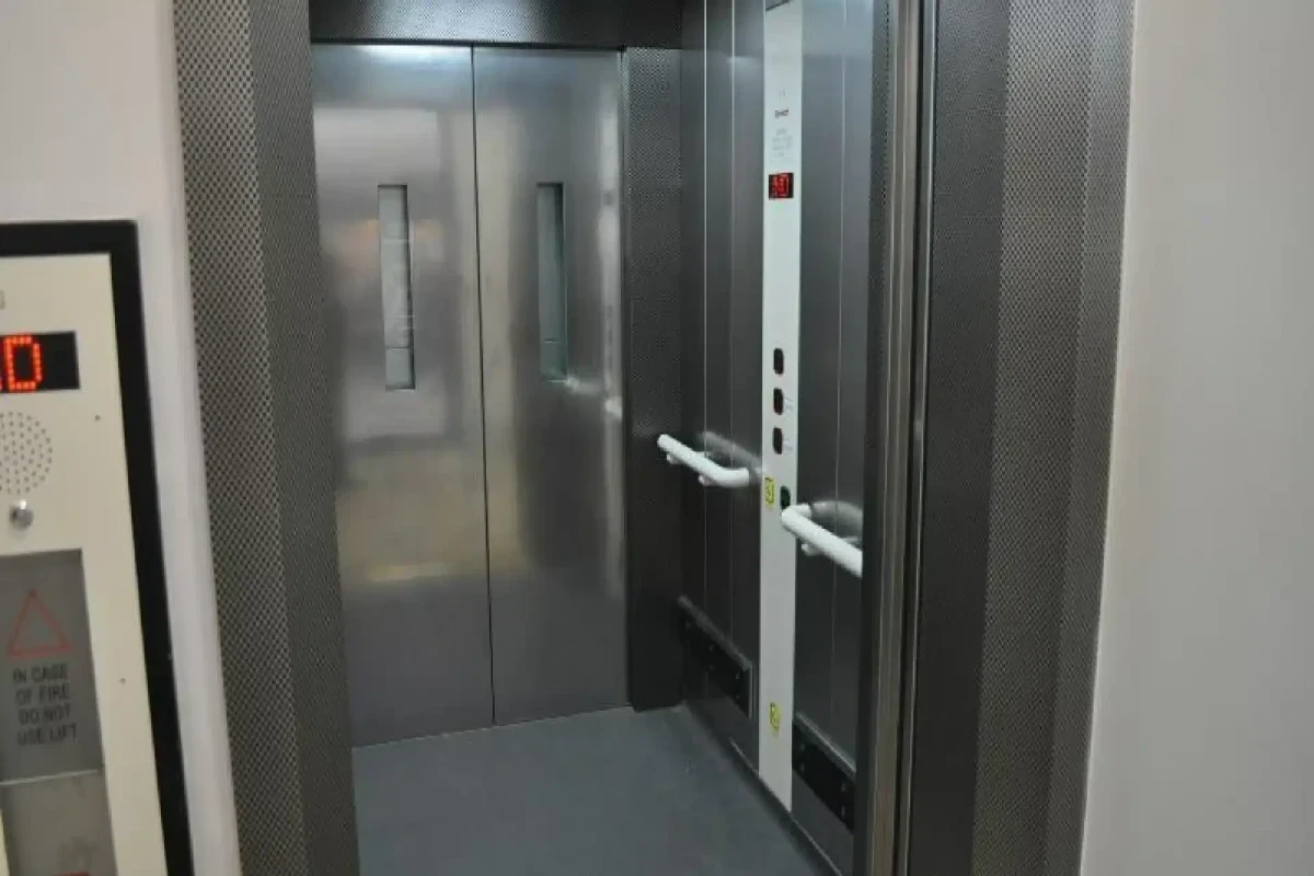 Belarusian company modernizes elevators in Azerbaijan
