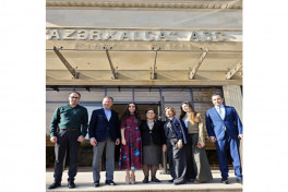 Leyla Aliyeva joins weavers in creating world’s largest circular hand-woven carpet for Shusha Mosque