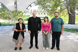 President Ilham Aliyev presented keys to apartments to residents of Horovlu village in Jabrayil district-UPDATED 