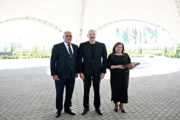 President Ilham Aliyev presented keys to apartments to residents of Mammadbayli and Aghali villages in Zangilan-UPDATED 