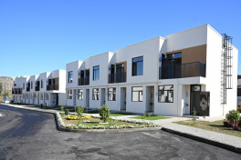President Ilham Aliyev reviewed completed 104-apartment residential complex in Zangilan