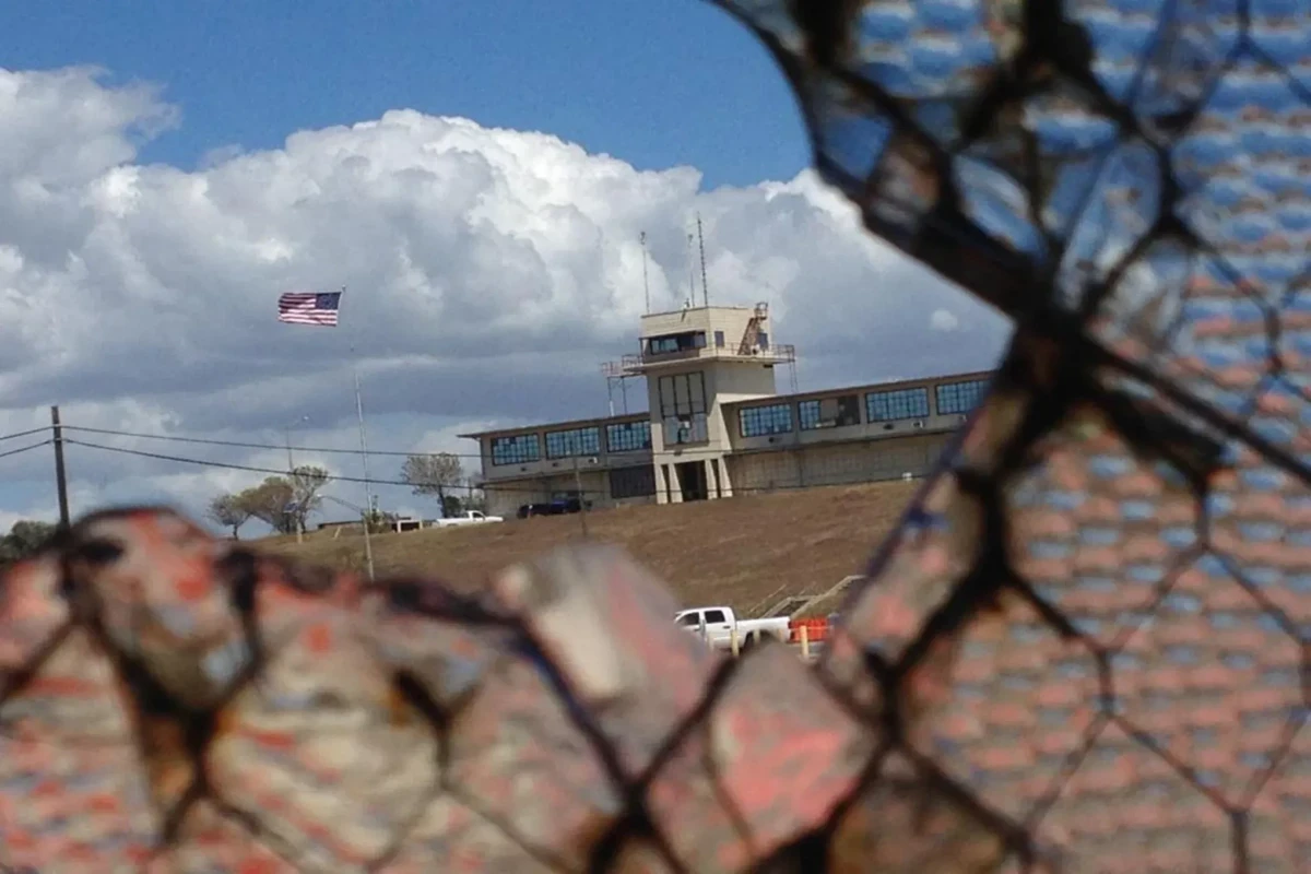 Airfield at US base in Guantanamo shuts down over Hurricane Melissa — source