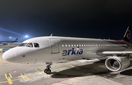 Israeli diplomats welcome ARKIA’s first flight to Baku