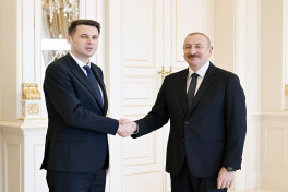 Mircea Abrudean, Chairman of the Senate of the Parliament of Romania, and Ilham Aliyev, President of the Republic of Azerbaijan