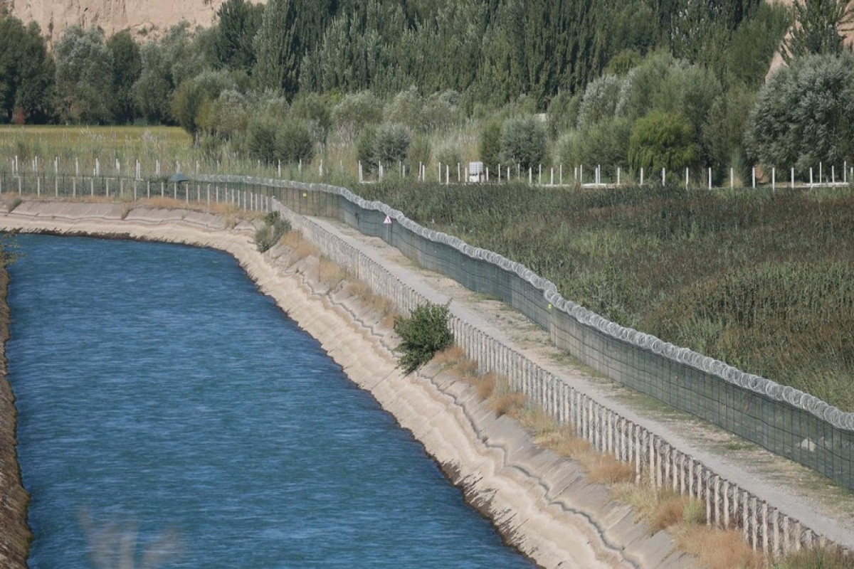 Uzbekistan hands over bodies of two border violators to Kyrgyzstan