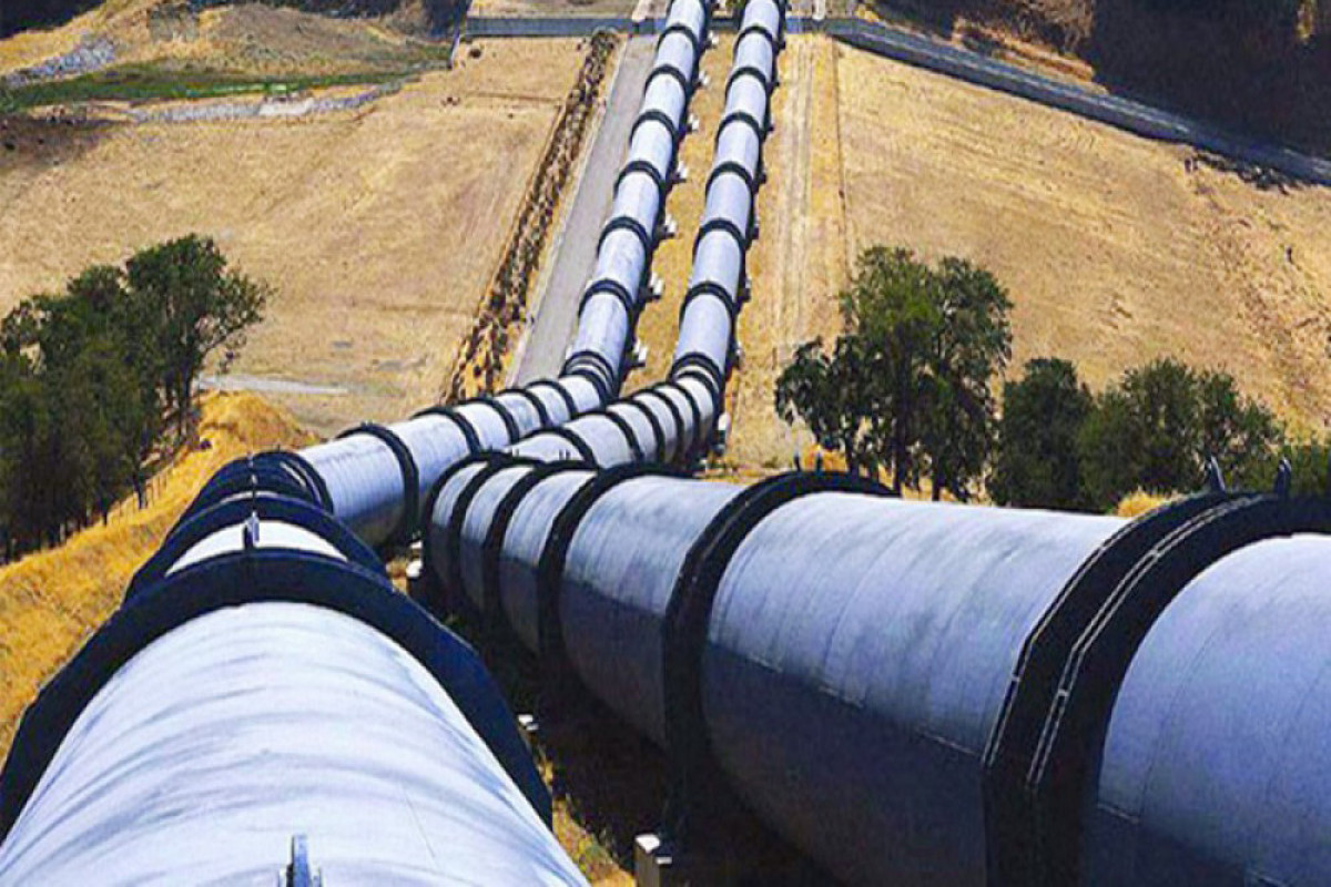 Hungarian section of new oil pipeline to Serbia to be finished by end-2027, minister says