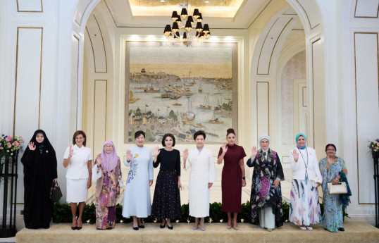 First Lady Mehriban Aliyeva participates in boat trip with spouses of heads of state and government at SCO Plus meeting -PHOTO 