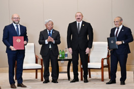President Ilham Aliyev met with President of Asian Infrastructure Investment Bank in Tianjin
