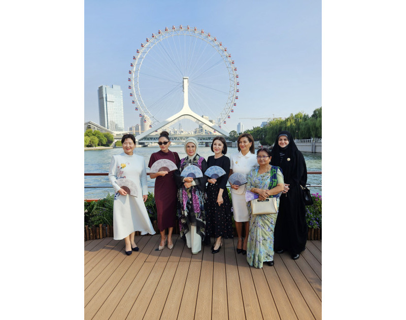 First Lady Mehriban Aliyeva participates in boat trip with spouses of heads of state and government at SCO Plus meeting -PHOTO 