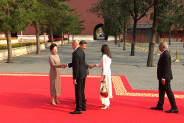 President Ilham Aliyev and First Lady Mehriban Aliyeva watched parade dedicated to 80th anniversary of Victory -UPDATED -VIDEO -PHOTO 