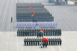 President Ilham Aliyev and First Lady Mehriban Aliyeva watched parade dedicated to 80th anniversary of Victory -UPDATED -VIDEO -PHOTO 