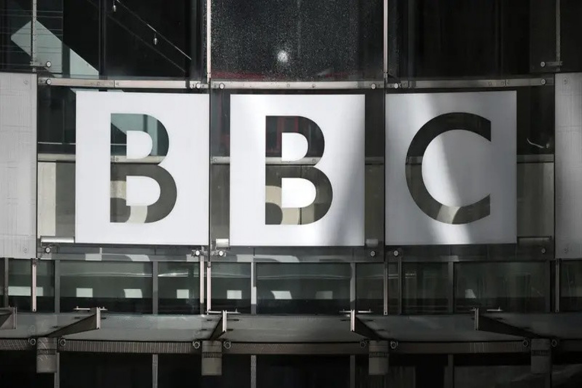 Fire breaks out at former BBC headquarters in London