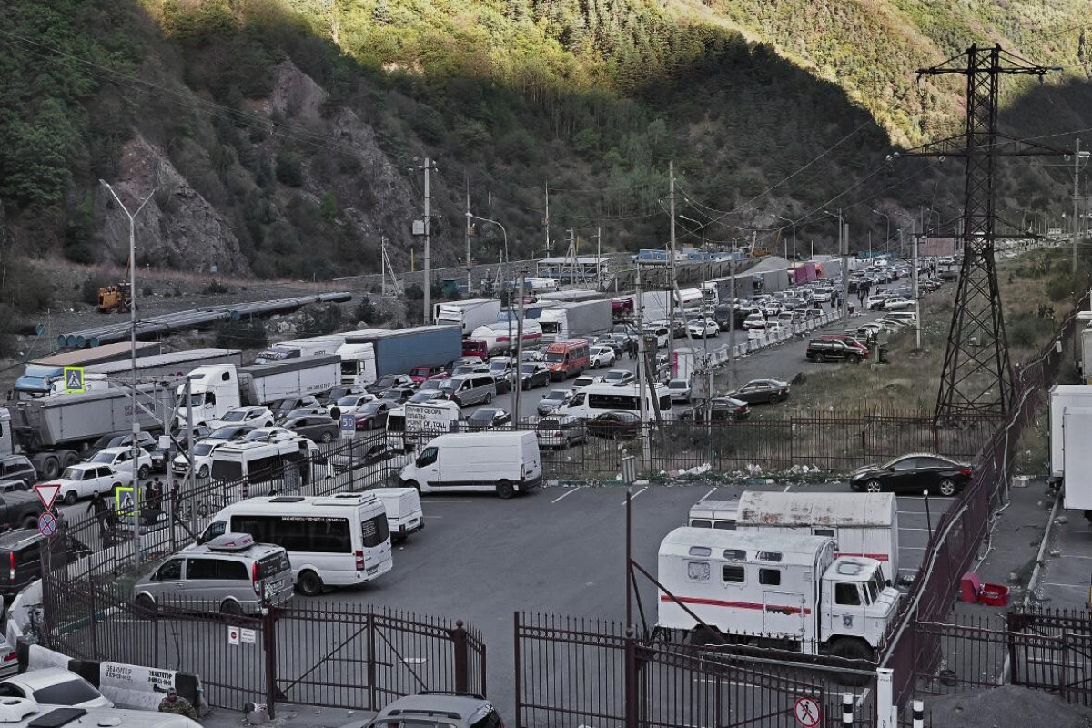 More than 600 Armenian trucks waiting at Georgian-Russian border