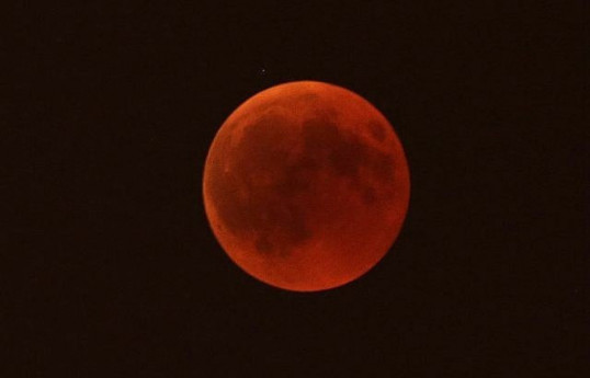 Total Lunar eclipse tonight: ‘Blood moon’ to appear