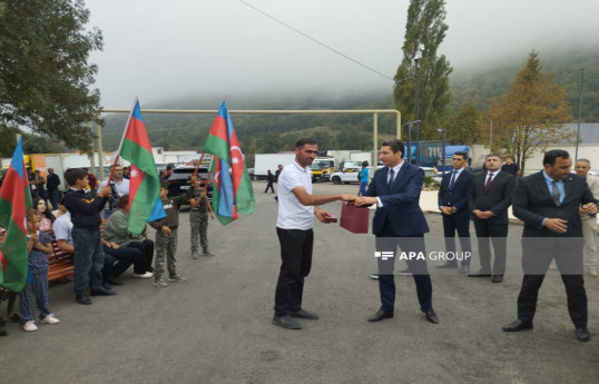 Azerbaijan relocates 29 more families to Vangli village in Aghdara district, families receive their keys -PHOTO -UPDATED-1 -VIDEO 