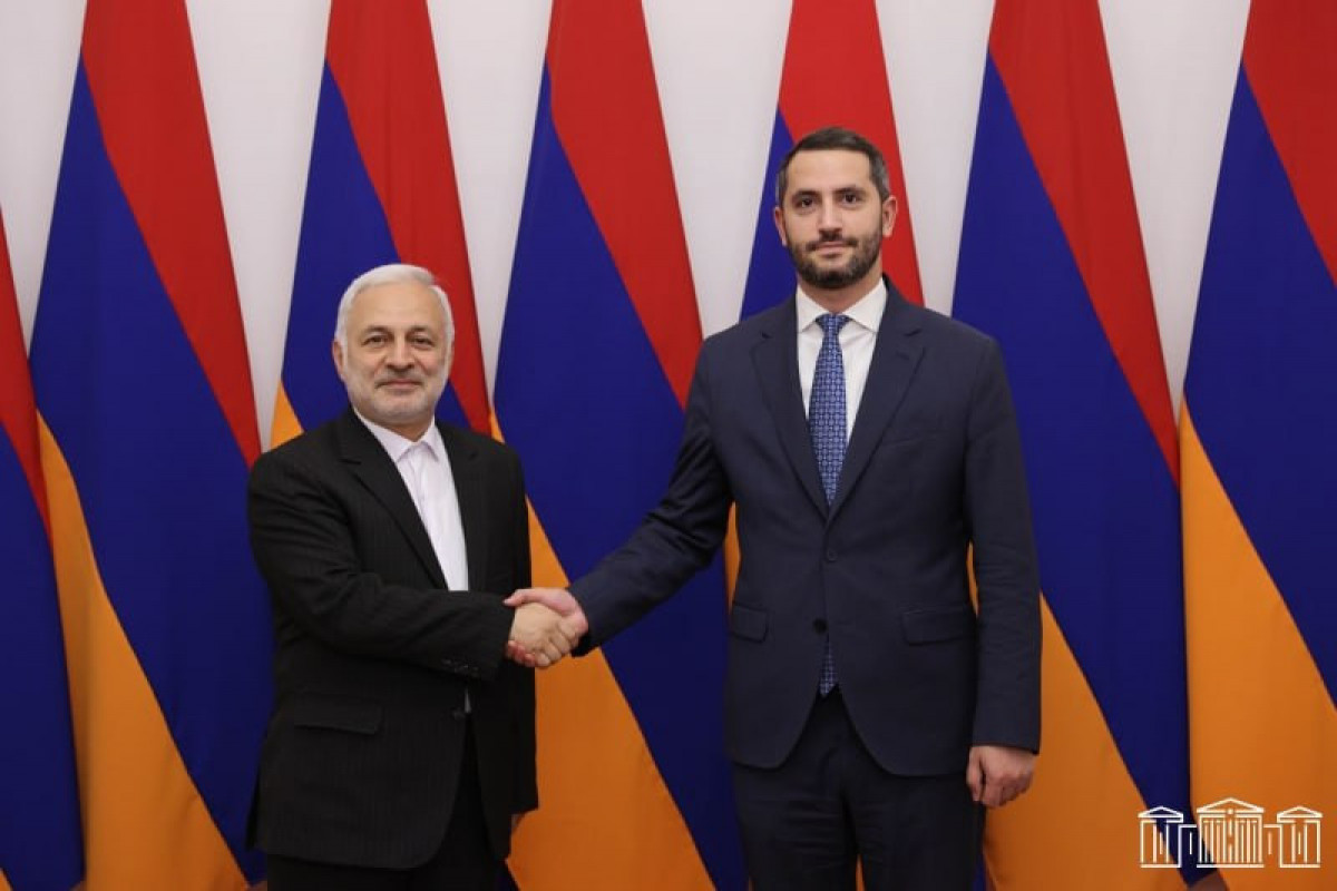 Deputy Foreign Minister of Iran Vahid Jalalzadeh and Deputy Speaker of the Armenian Parliament and Special Representative for the Normalization of Relations with Türkiye, Ruben Rubinyan