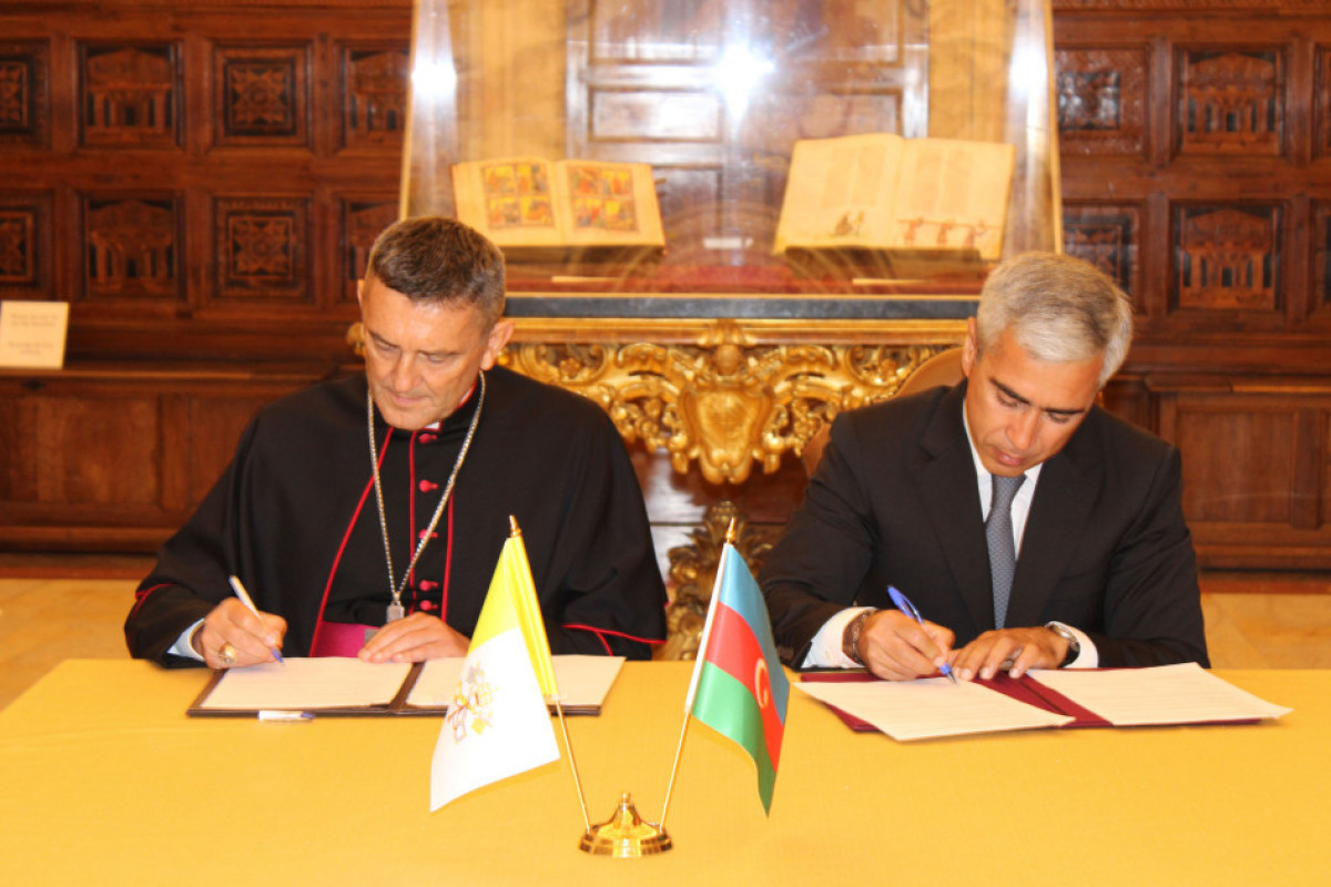 Heydar Aliyev Foundation signs memorandum with Vatican Apostolic Library, and Apostolic Archive