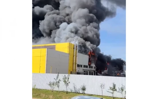 Powerful fire accompanied by explosion erupts in Moscow region -VIDEO 