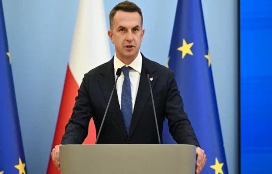 ish government spokesperson Adam Szlapka