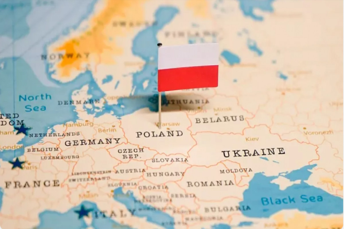 Poland restricts air traffic along eastern border