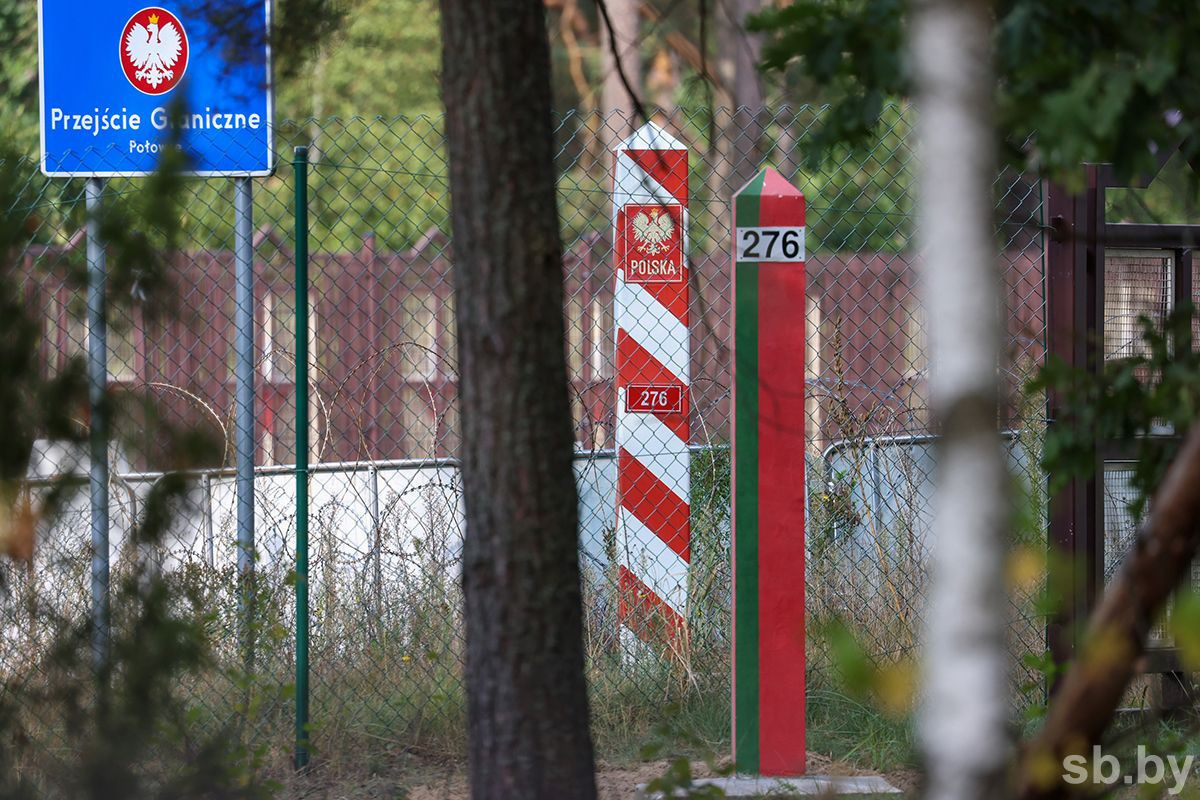 Poland closes all border crossings with Belarus from tomorrow