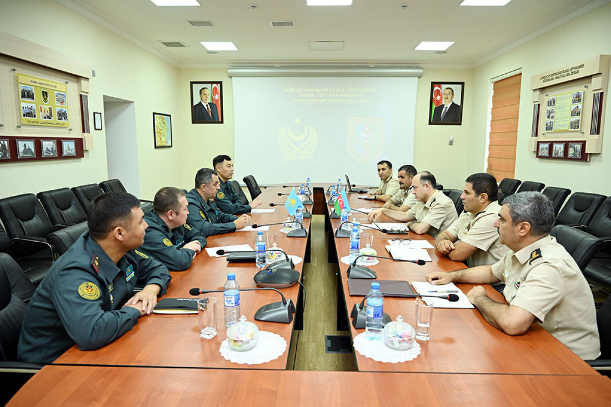 Azerbaijani and Kazakh military specialists meet in Baku