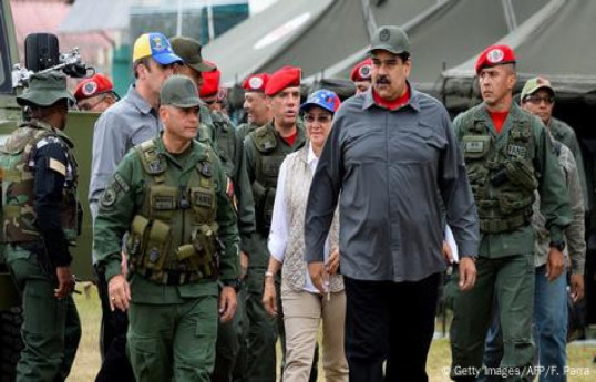 Venezuela military, militias deploy to 'battlefronts', Maduro says