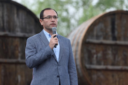 Grape and Wine Festival opens in Shamakhi