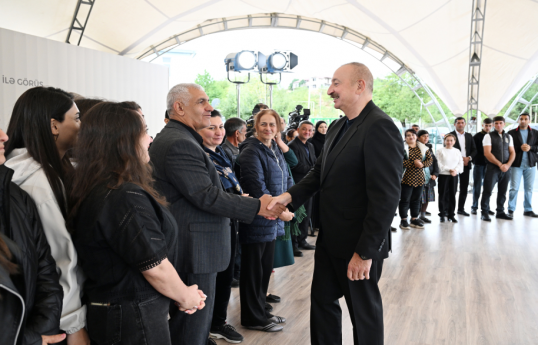President Ilham Aliyev met with residents of Girmizi Bazar, Hadrut settlements, and Sos village-UPDATED 