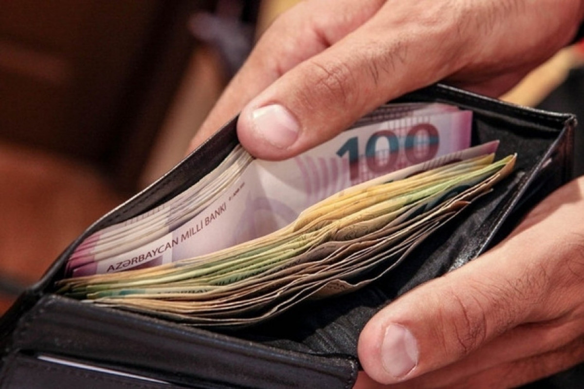 Average monthly salary in Azerbaijan will exceed 1,400 manats in 2029