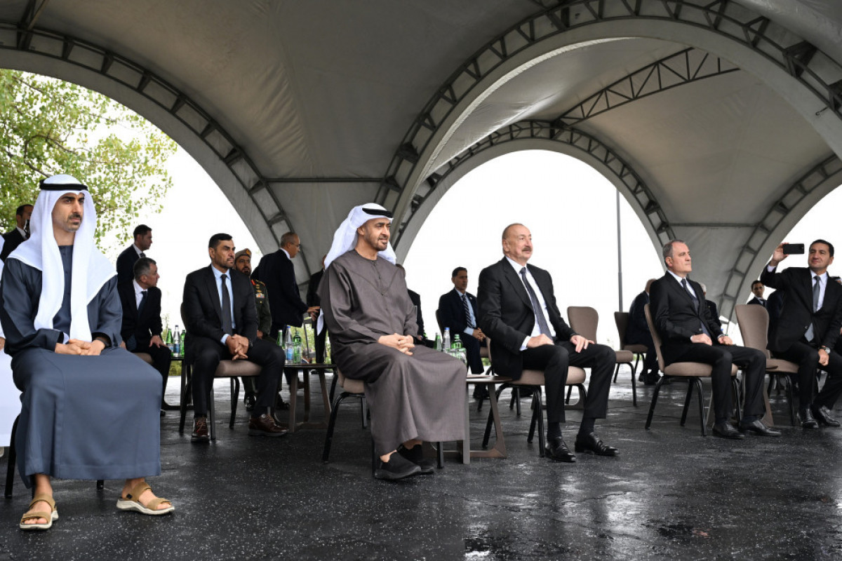 Presidents Ilham Aliyev and Sheikh Mohamed bin Zayed Al Nahyan watched Karabakh horses show at Jidir Duzu