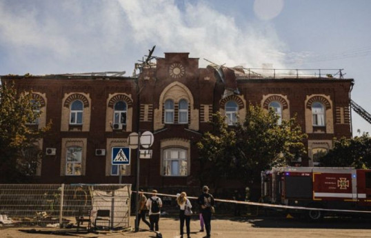 Russian drone attack hits Kharkiv’s Slobidskyi district, injuring three