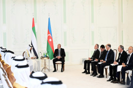 President Ilham Aliyev held expanded meeting with President Sheikh Mohamed bin Zayed Al Nahyan, and Azerbaijan-UAE documents exchanged-UPDATED 
