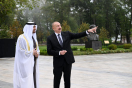 Presidents of Azerbaijan and United Arab Emirates viewed bullet-riddled monuments of prominent Azerbaijani figures in Shusha -PHOTO 