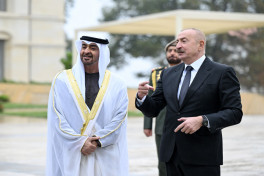 Presidents of Azerbaijan and United Arab Emirates viewed bullet-riddled monuments of prominent Azerbaijani figures in Shusha -PHOTO 