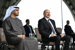 Presidents Ilham Aliyev and Sheikh Mohamed bin Zayed Al Nahyan watched Karabakh horses show at Jidir Duzu
