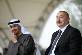 Presidents Ilham Aliyev and Sheikh Mohamed bin Zayed Al Nahyan watched Karabakh horses show at Jidir Duzu