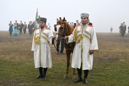 Presidents Ilham Aliyev and Sheikh Mohamed bin Zayed Al Nahyan watched Karabakh horses show at Jidir Duzu