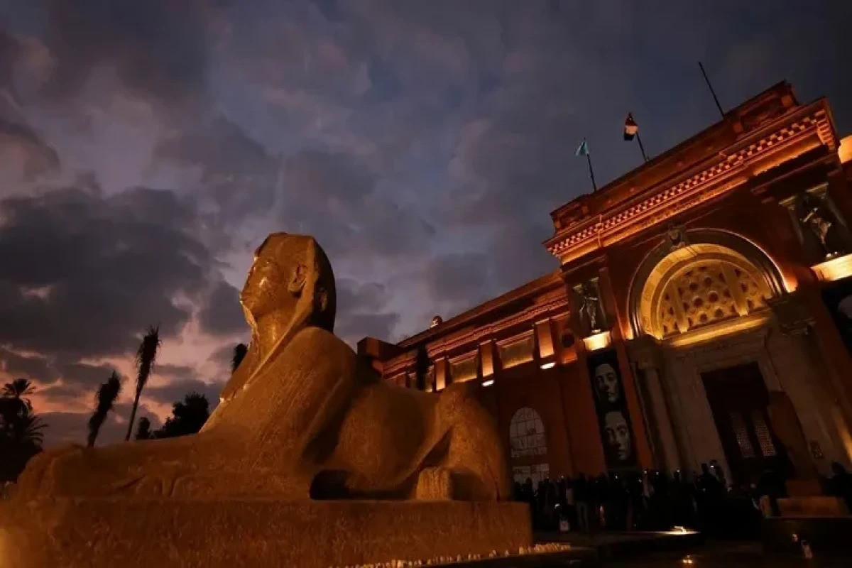 3,000-year-old gold bracelet missing from Cairo museum
