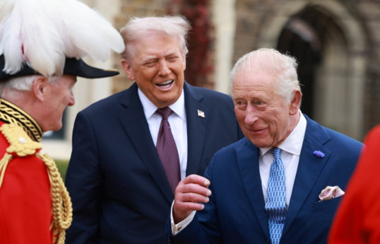 British King welcomes Trump with official ceremony