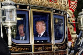 British King welcomes Trump with official ceremony