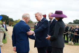 British King welcomes Trump with official ceremony