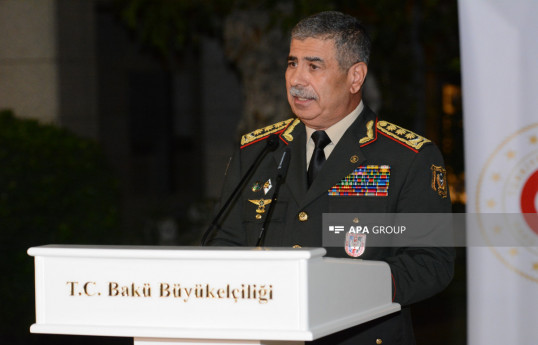 Azerbaijani Defense Minister visits China