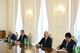 President Ilham Aliyev received European Commissioner for Enlargement