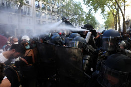 French unions strike against austerity, pressuring Macron