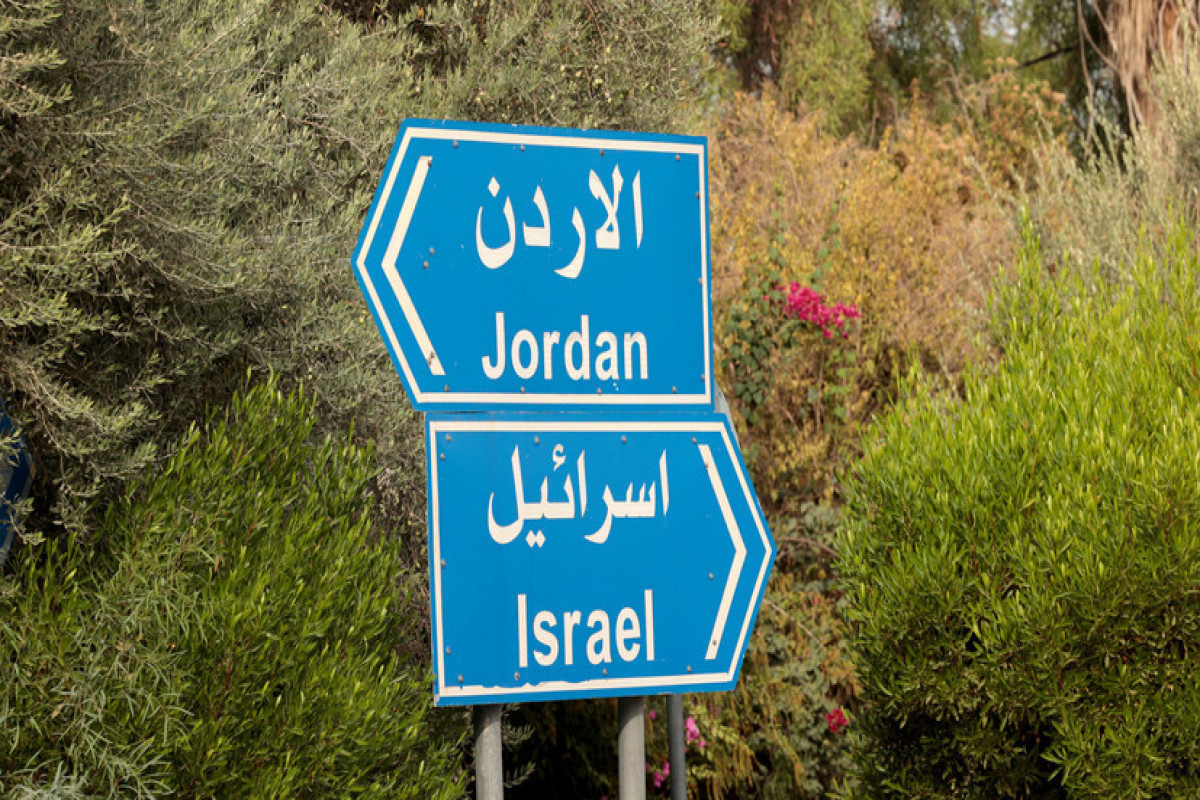 Aid driver kills two Israeli military personnel at Jordan border crossing
